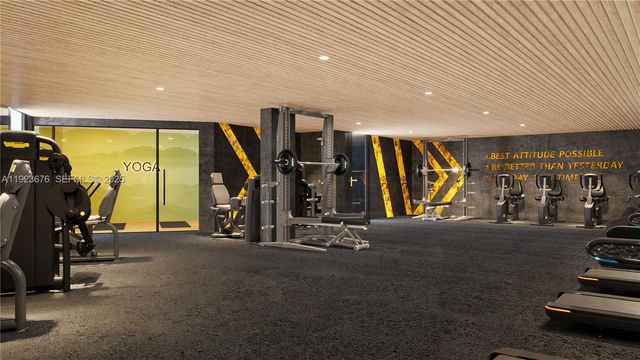 218 SE 7th St 414, Hallandale Beach, FL 33009