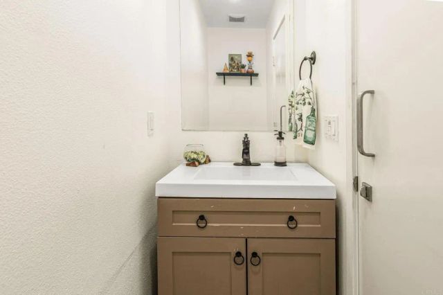 2241 Indus Way, San Marcos, CA 92078