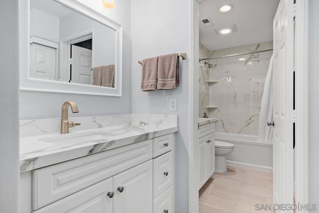 3683 Jetty Point, Carlsbad, CA 92010