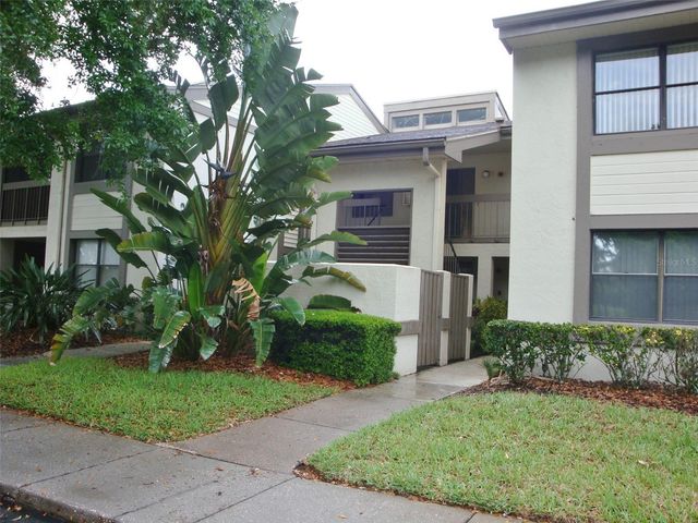 270 WOODLAKE WYNDE, Oldsmar, FL 34677
