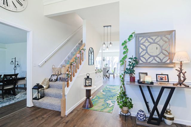 52854 Farmingdale Drive, Granger, IN 46530