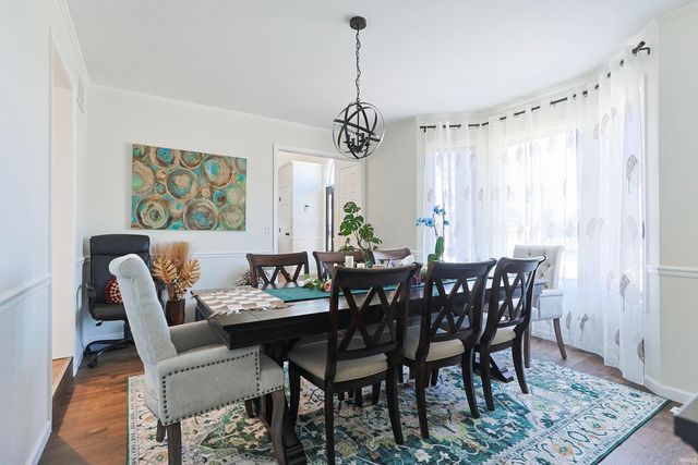 52854 Farmingdale Drive, Granger, IN 46530