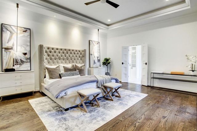 5158 Huckleberry Circle, Houston, TX 77056