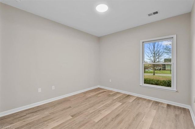 2127 McConnell Road, Greensboro, NC 27401