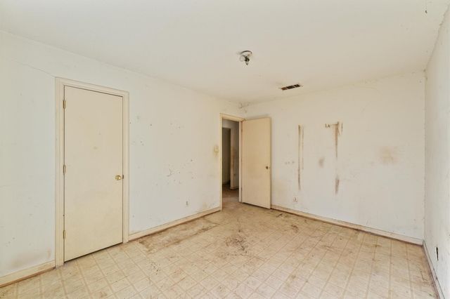 9409 Kentshire Drive, Houston, TX 77078