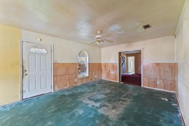 9409 Kentshire Drive, Houston, TX 77078