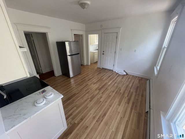 89 Beacon Street 2nd Floor, Hamden, CT 06514
