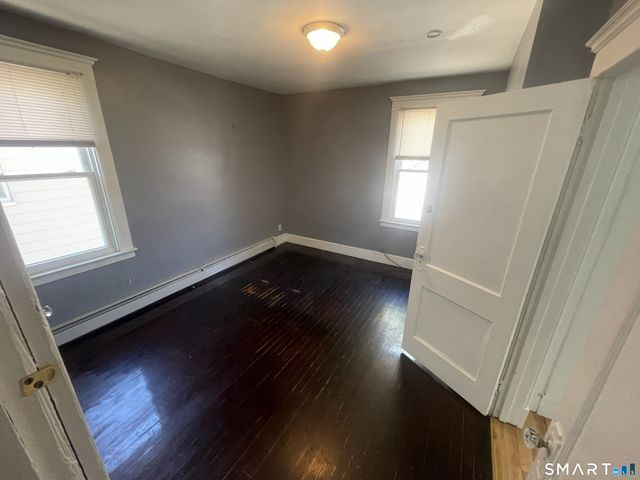 89 Beacon Street 2nd Floor, Hamden, CT 06514
