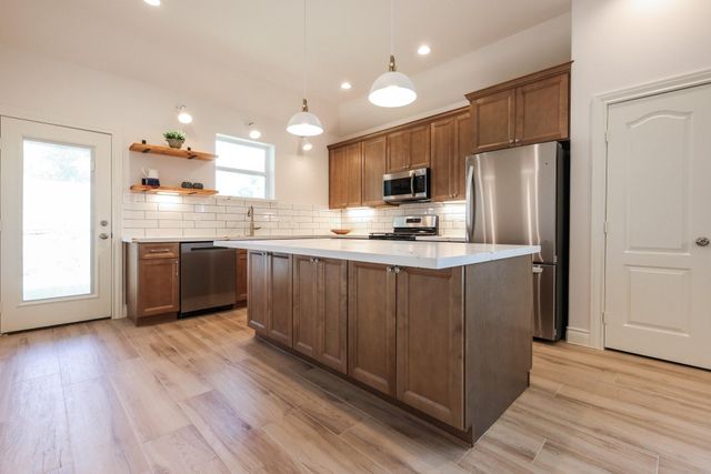 2303 Cunningham Drive, Pearland, TX 77581