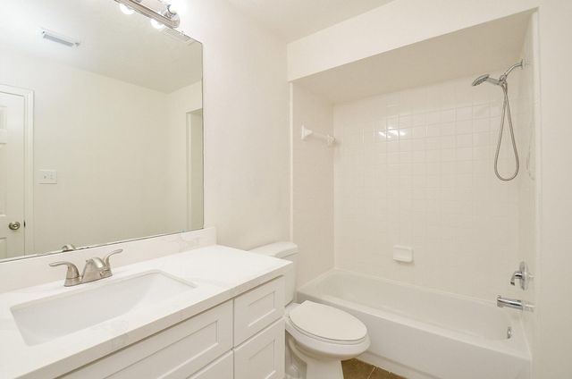 14811 Winterfair Drive, Houston, TX 77082