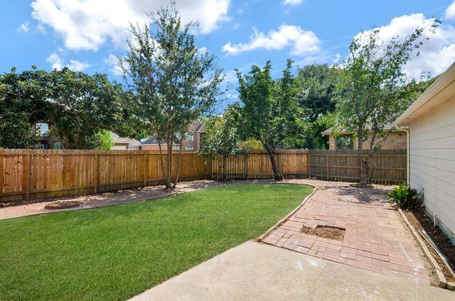 14811 Winterfair Drive, Houston, TX 77082