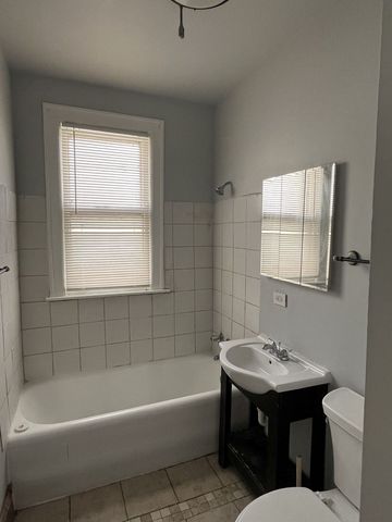 8019 S Vernon Avenue 2, Chicago, IL 60619