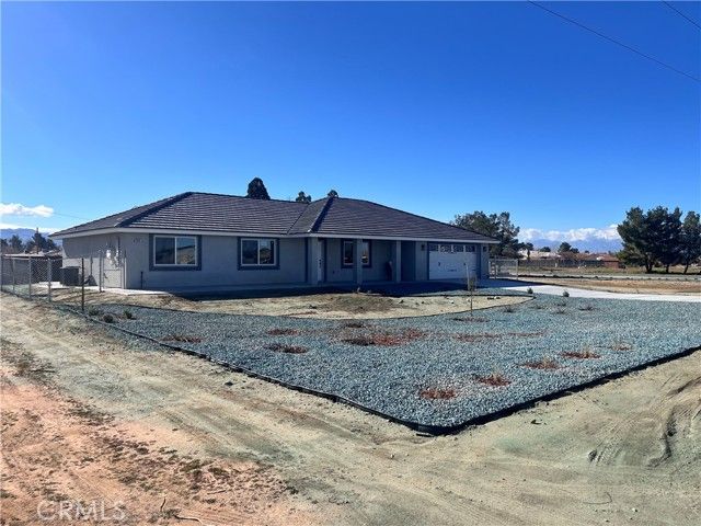 21305 Wren Street, Apple Valley, CA 92308