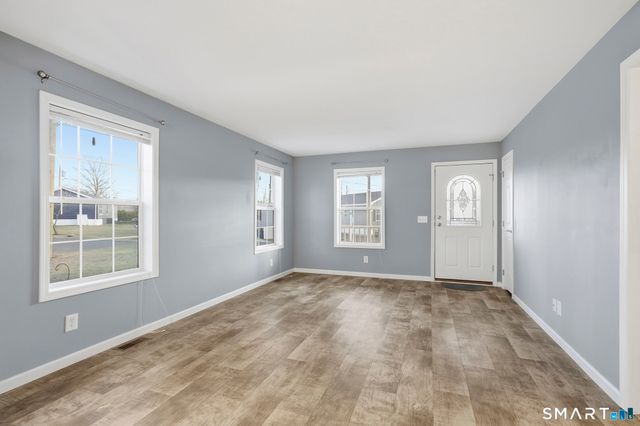 2 Greenlawn Drive, Danbury, CT 06810