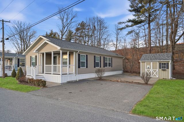 2 Greenlawn Drive, Danbury, CT 06810