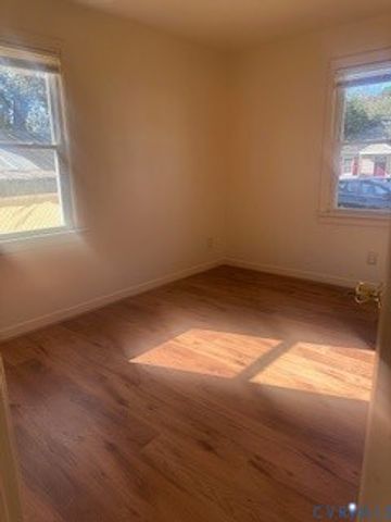 1109-1111 Jett Ave, Colonial Heights, VA 23834