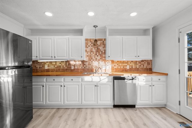 1107 Dale Drive, Glencoe, AL 35905