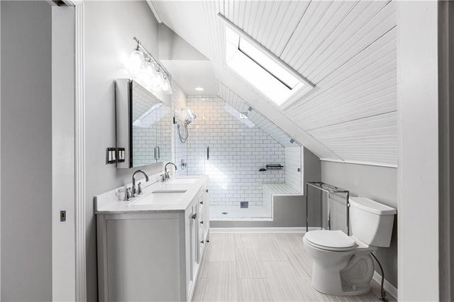 5925 Catalina Street, Fairway, KS 66205