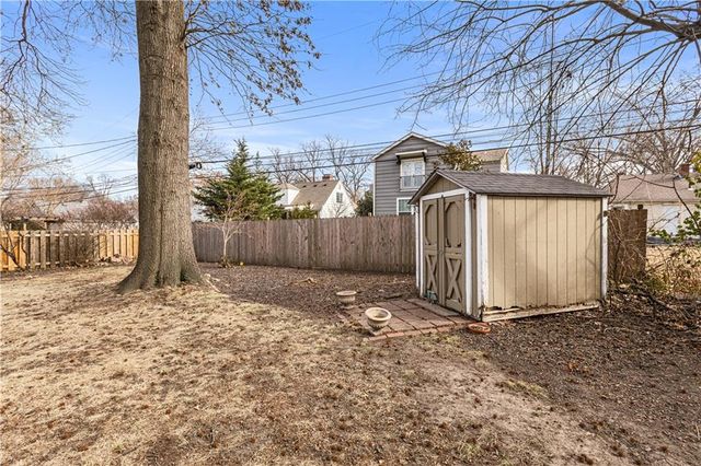 5925 Catalina Street, Fairway, KS 66205