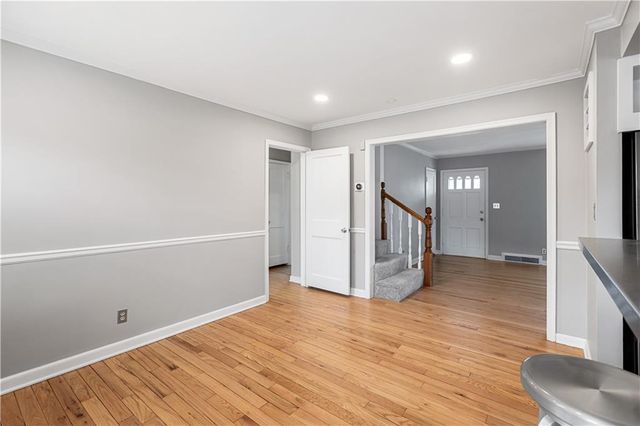 5925 Catalina Street, Fairway, KS 66205