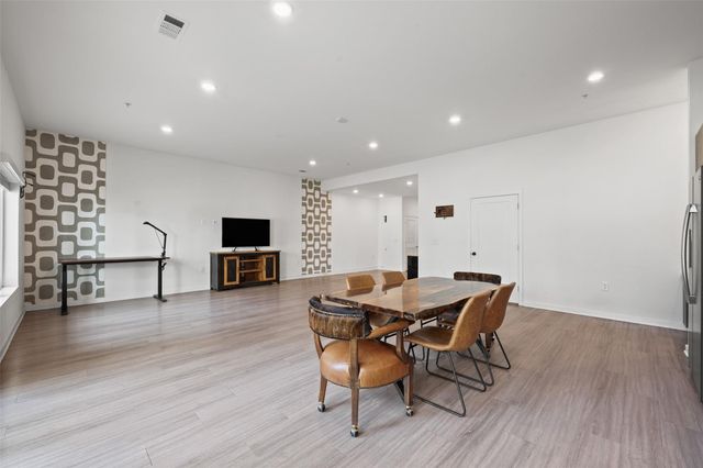 4361 S Congress Ave 111, Austin, TX 78745