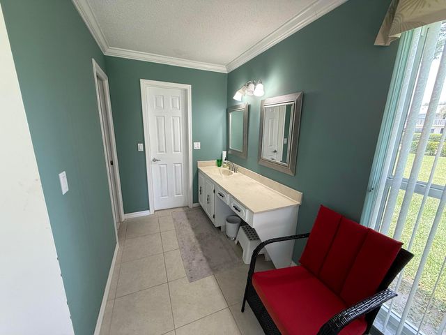 2521 Pansey Lane 7-a, Delray Beach, FL 33445