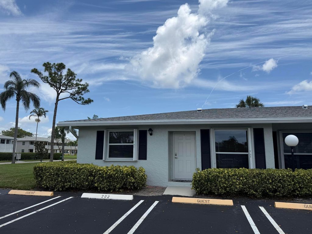 2521 Pansey Lane 7-a, Delray Beach, FL 33445