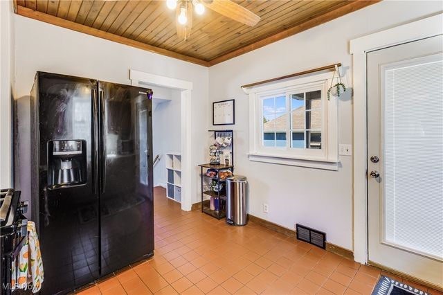 203 Hager Street, Hubbard, OH 44425