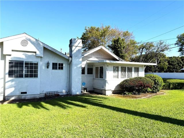 4202 Locust, Long Beach, CA 90807