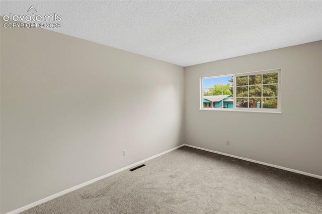 5427 Saddle Horn Avenue, Colorado Springs, CO 80915