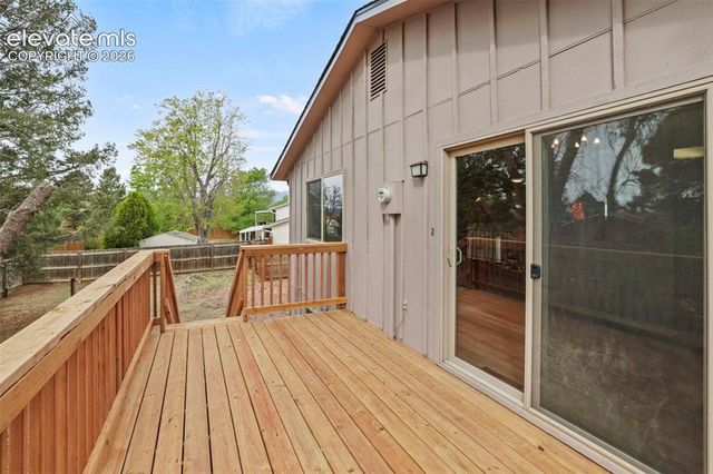 5427 Saddle Horn Avenue, Colorado Springs, CO 80915
