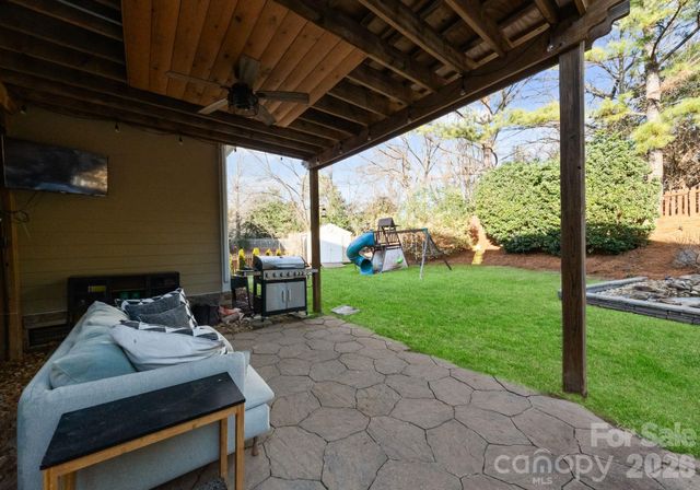 18047 Northport Drive, Cornelius, NC 28031