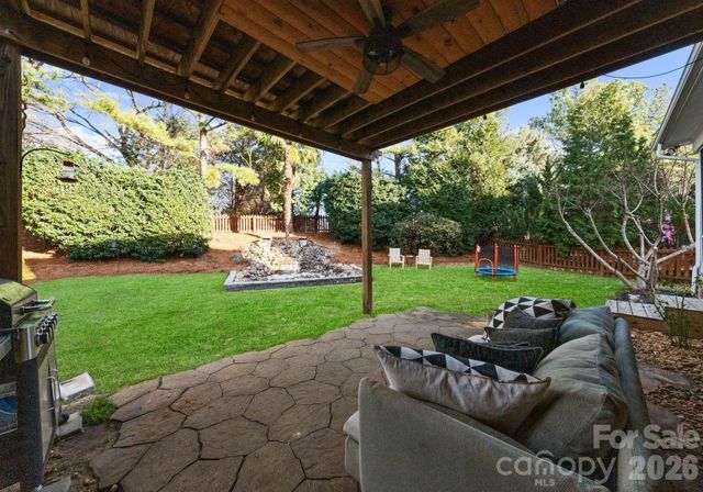 18047 Northport Drive, Cornelius, NC 28031