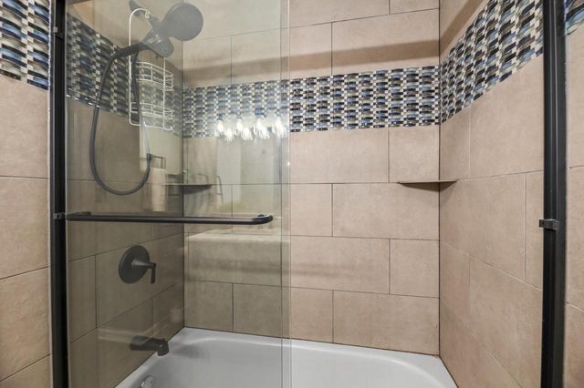 8126 W Glen AVENUE, Milwaukee, WI 53218