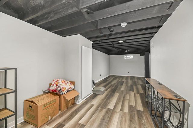 8126 W Glen AVENUE, Milwaukee, WI 53218