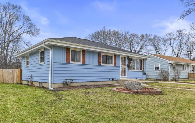 8126 W Glen AVENUE, Milwaukee, WI 53218