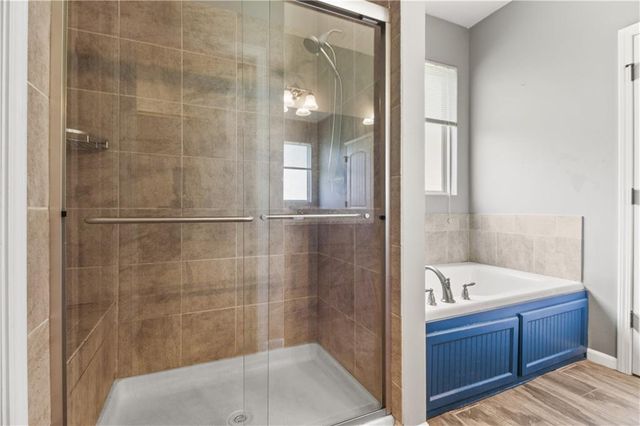 618 NW Walnut Street, Grain Valley, MO 64029