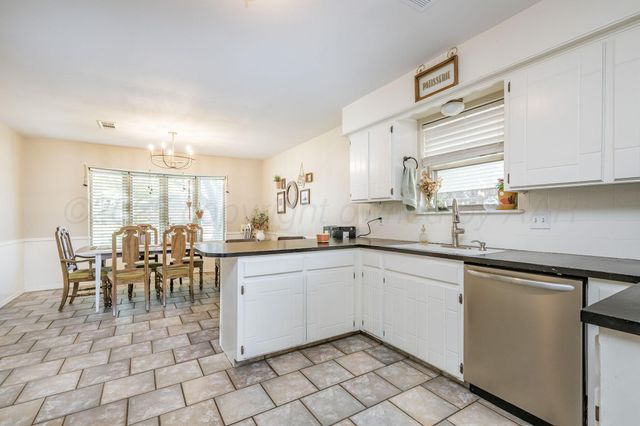 7716 CANODE Drive, Amarillo, TX 79121