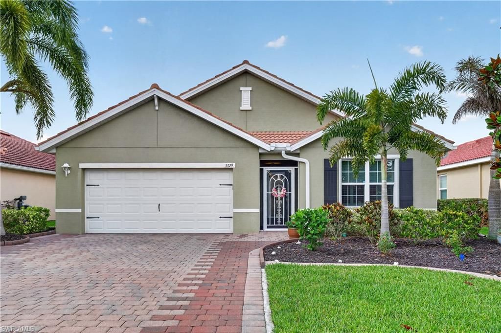 3329 Apple Blossom DR, ALVA, FL 33920 — exterior