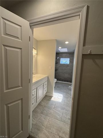 988 Kela CRES, Virginia Beach, VA 23451