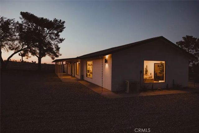 571 Ripon Avenue, Yucca Valley, CA 92284