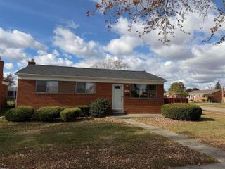 25841 Gunston Avenue, Warren, MI 48089