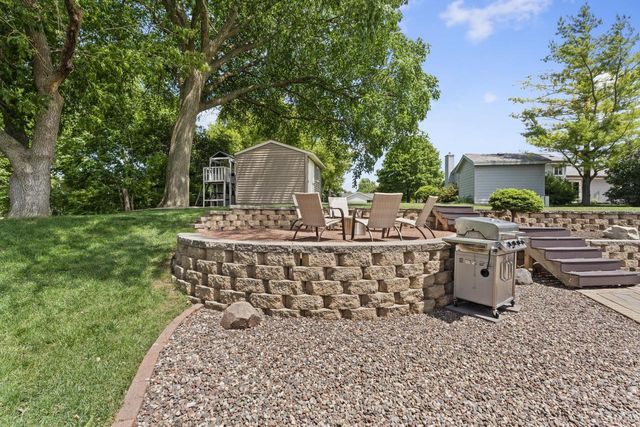 8140 S Waring DRIVE, Oak Creek, WI 53154