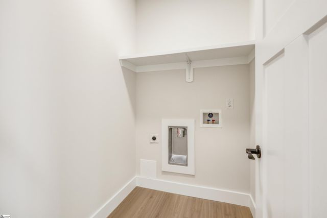 12 Pine Drive, Taylors, SC 29687