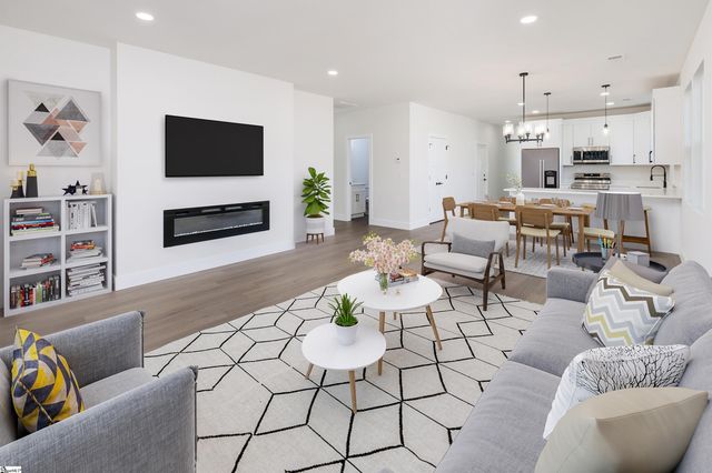 12 Pine Drive, Taylors, SC 29687