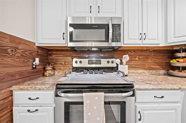 1523 Balmoral Lane, Niles, MI 49120