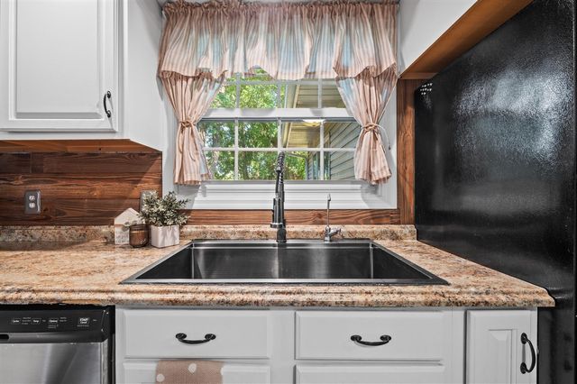 1523 Balmoral Lane, Niles, MI 49120