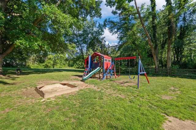 1523 Balmoral Lane, Niles, MI 49120