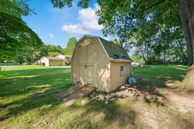 1523 Balmoral Lane, Niles, MI 49120