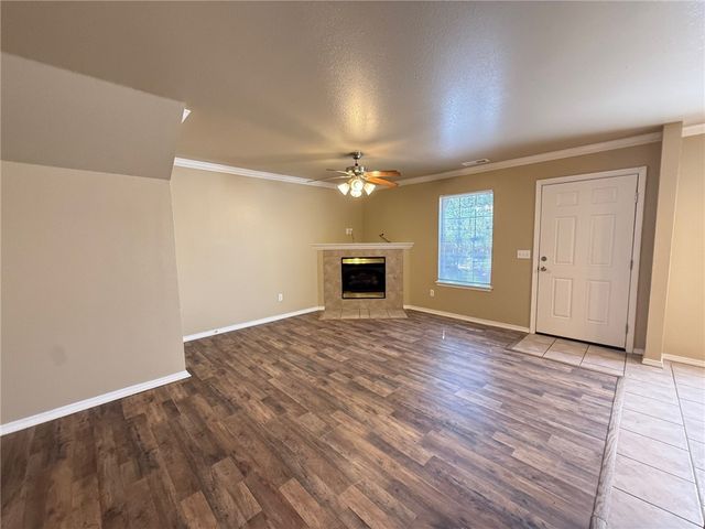 2151 W Skyler Drive, Fayetteville, AR 72704